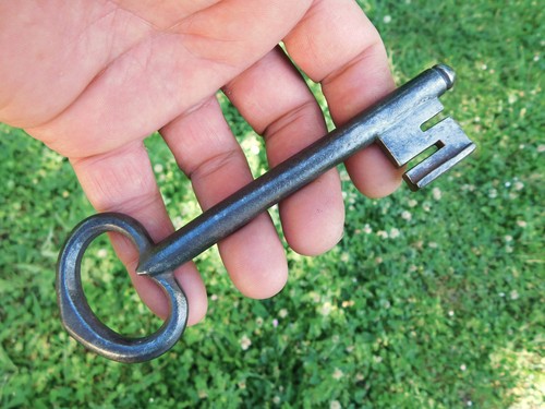 1cm ancienne clé fer - clé,