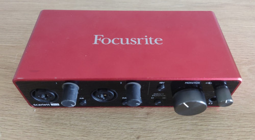 Focusrite scarlett 2i2 3nd - focusrite,