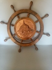 Roue décorative en bois avec