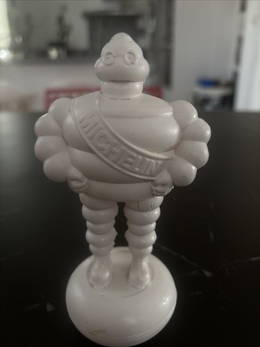 Michelin petite statuette - michelin,