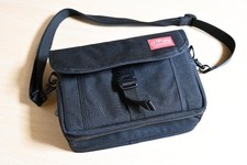 Manhattan Portage Gracie Camera Bag MP1545 Used Excellent Condition