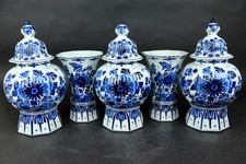 Garniture de vases bulbeux