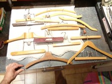lot Anciens Cintres Bois Vètement Habit idéal Garde Robe Penderie Dressing