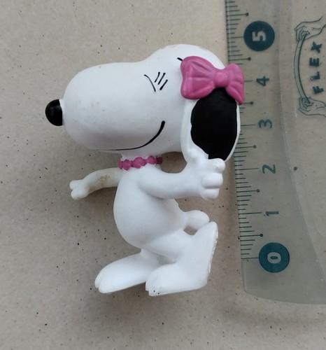 Figurine snoopy magnifique - snoopy,