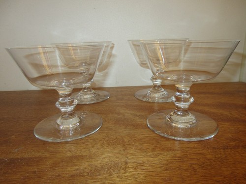 Baccarat coupes à - coupes,