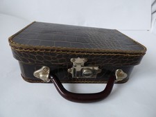 Valisette ancienne pour