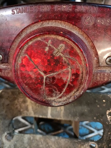 Feu arriere moto ancienne - feu,