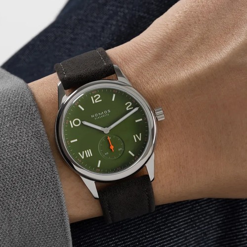 Nomos glashütte club - nomos,