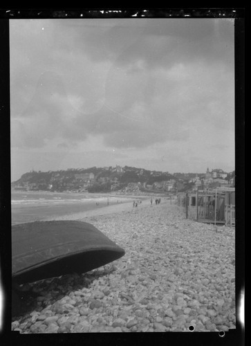 Paysage plage galets - , mer
