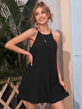 ROBE NOIRE DECOLLETE EPAULE