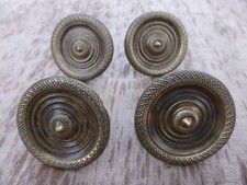 4 boutons tiroirs commode