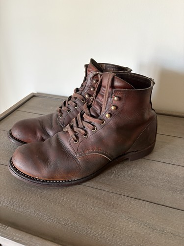 Red wing blacksmith - red,