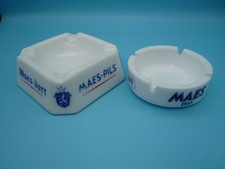 Lot de 2 anciens Cendriers  /