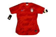 NIKE WOMENS SMALL 2019 WORLD