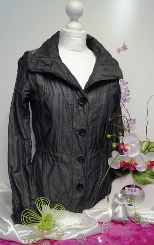 Vêtement occasion femme - ,