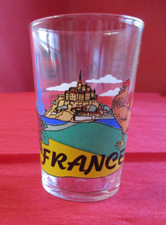 Mustard glass - - Amora - France - European Union Collection - in VGC