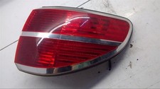 2007-2010 Saturn Outlook Rear Right Passenger Tail Light quarter panel mounted