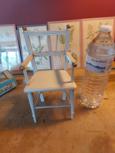 Chaise poupée ancienne bois