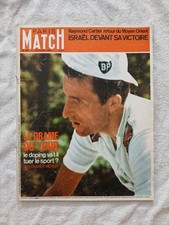PARIS MATCH N°955 29/07/1967 Tour de France Simpson Kiki Caron Mosconi Karajan 