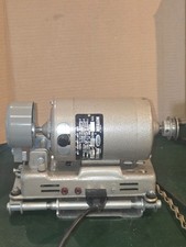 Moteur 220v Luxor. pour machine a coudre  Vintage
