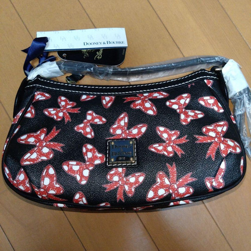 Disney dooney bourke - disney,