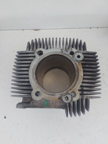 Cylindre horizontal ducati - cylindre,