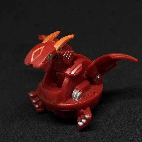 Bakugan hyper dragonoid pyrus - hyper,