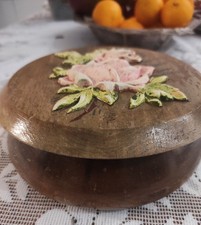 Boîte en bois pour bibelots