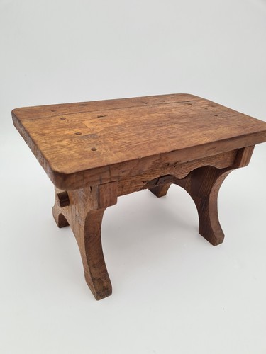 Ancien tabouret repose - ancien, pieds