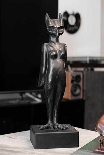 Leonora carrington bronze - leonora,