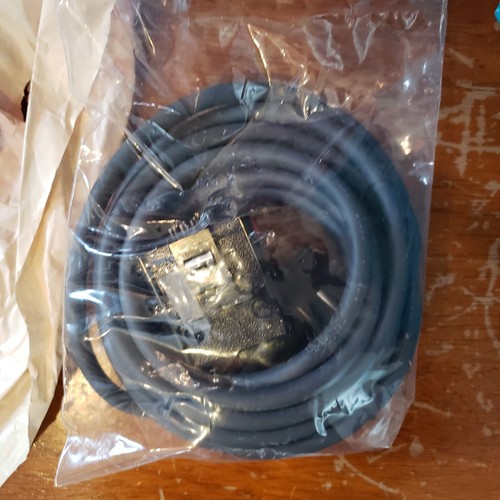 Nouveau câble cordons audio - nouveau,