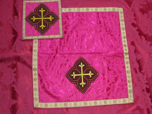Pour chasuble rouge - pour,