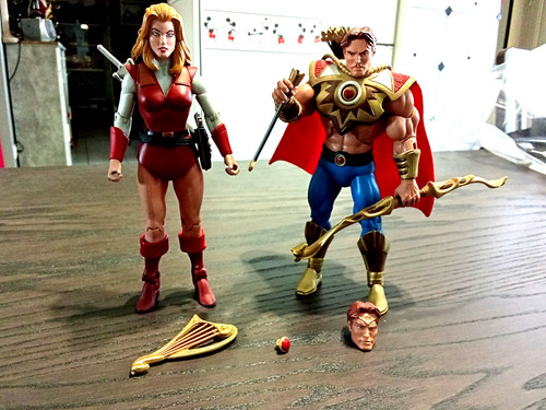 Bow adora motu classic - motu,