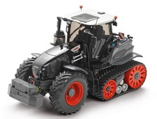 UNIVERSAL HOBBIES - Tracteur