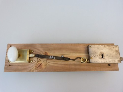Ancienne serrure porte d - porte,