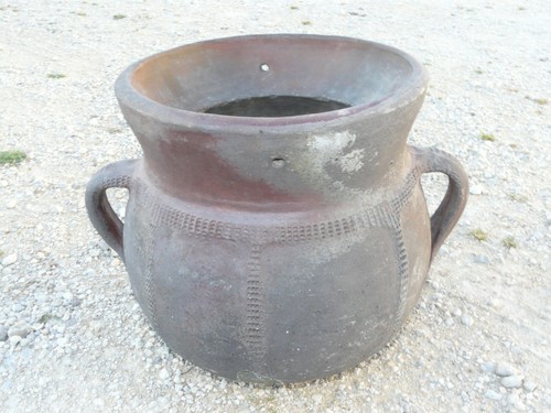 Ancien petit charnier ponne - -ancien,