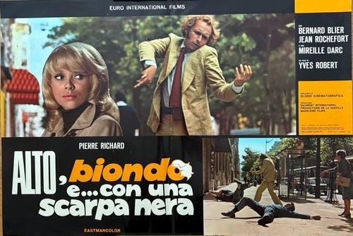 Grand blond avec une - le,