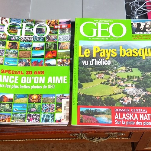 Geo lot magazines - lot, 2