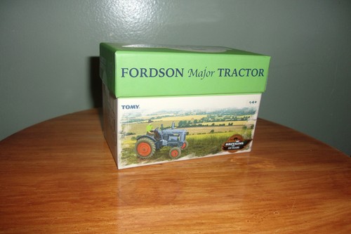 Britains 04232 fordson - 1/32,