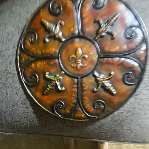 Round metal fleur lis wall - fleur-de-lis,