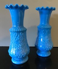 Paire de Grands Vases Opaline