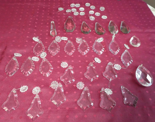 Lot pampilles lustre en - de,