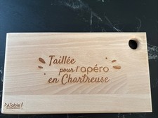PLANCHE A DÉCOUPER EN BOIS