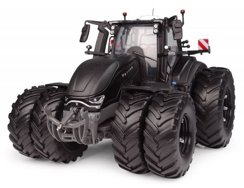 Universal hobbies tracteur - universal,