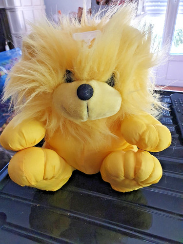Lion style puffalump jaune - lion,
