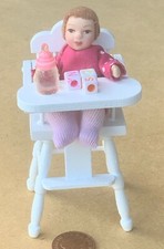 Robert En His Bois Chaise Haute Avec Jouets 1:12 Échelle Poupées Tumdee