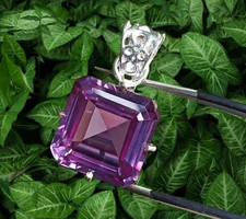 Pendentif coupe carrée