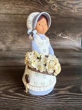 Handmade Jullar Lavante Made in Spain Girl Figurine w/Flowers w/Tag Vintage