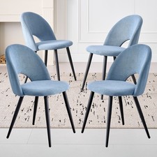 Ensemble de 4 chaises de salle