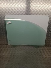 Vitre avant droit RENAULT